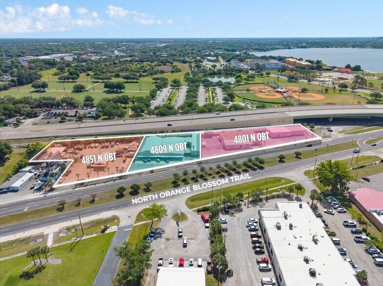5-Bldg Flex/Warehouse Retail Assemblage portefeuille de 3 biens à vendre sur LoopNet.fr - Aérien – Image 1 sur 60