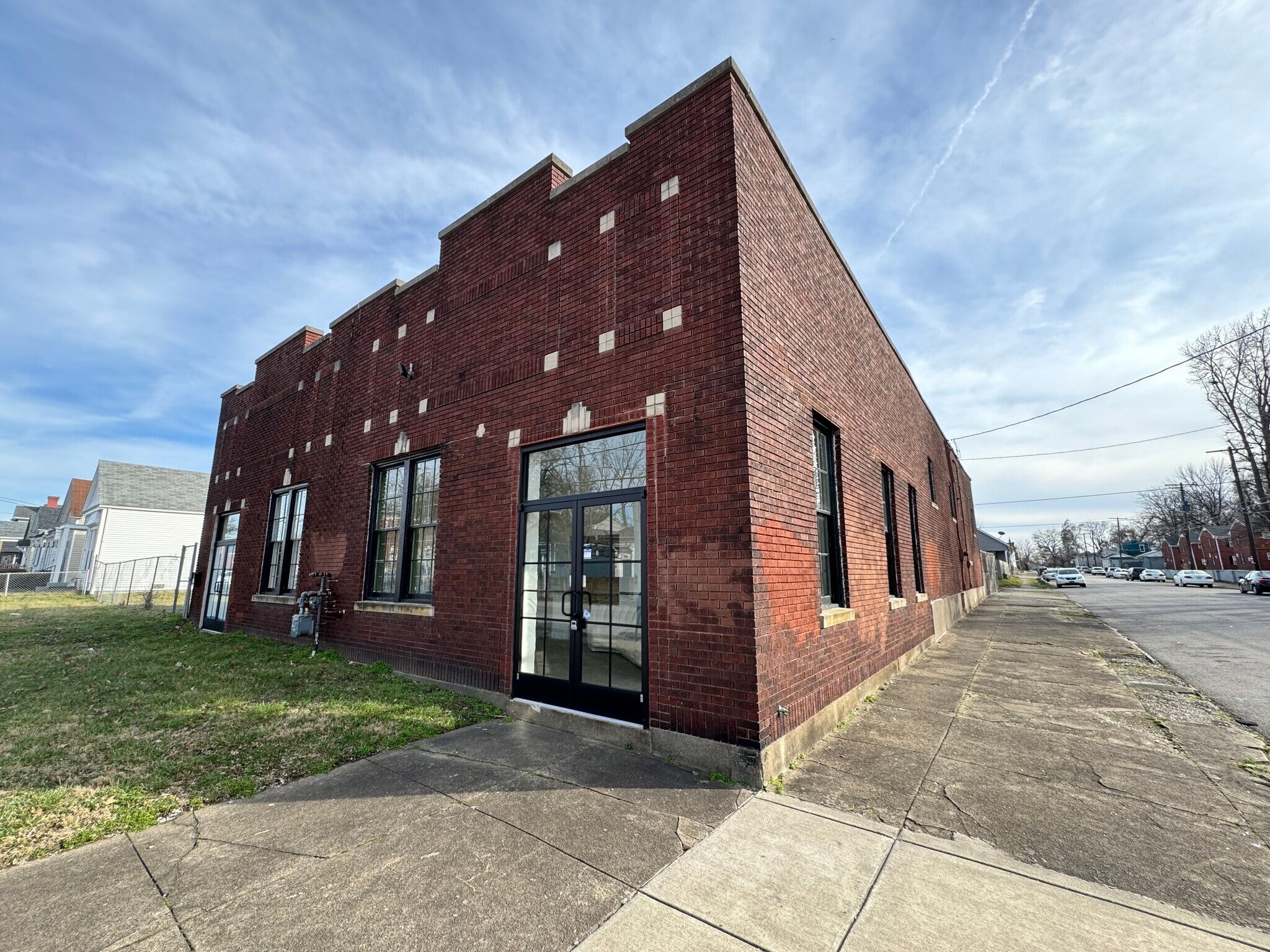 700 E Kentucky St, Louisville, KY à louer Photo de l’immeuble– Image 1 sur 21