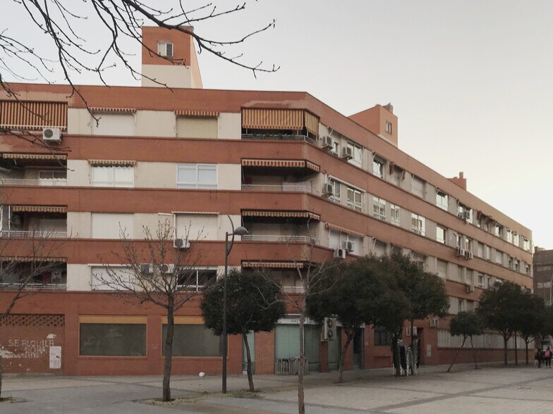 Calle Emilia Pardo Bazán, 8, Getafe, Madrid à louer - Photo de la construction – Image 2 sur 2