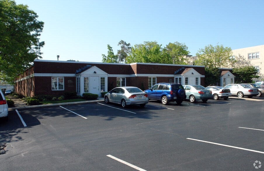 1340 Dekalb Pike, Norristown, PA à vendre - Photo principale – Image 1 sur 1
