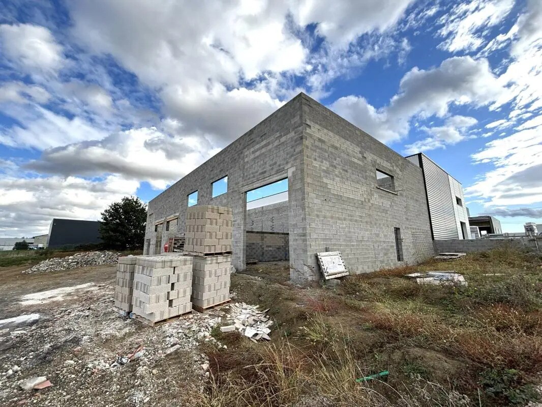 Local d'activités dans Garidech à vendre Photo de la construction– Image 1 sur 23
