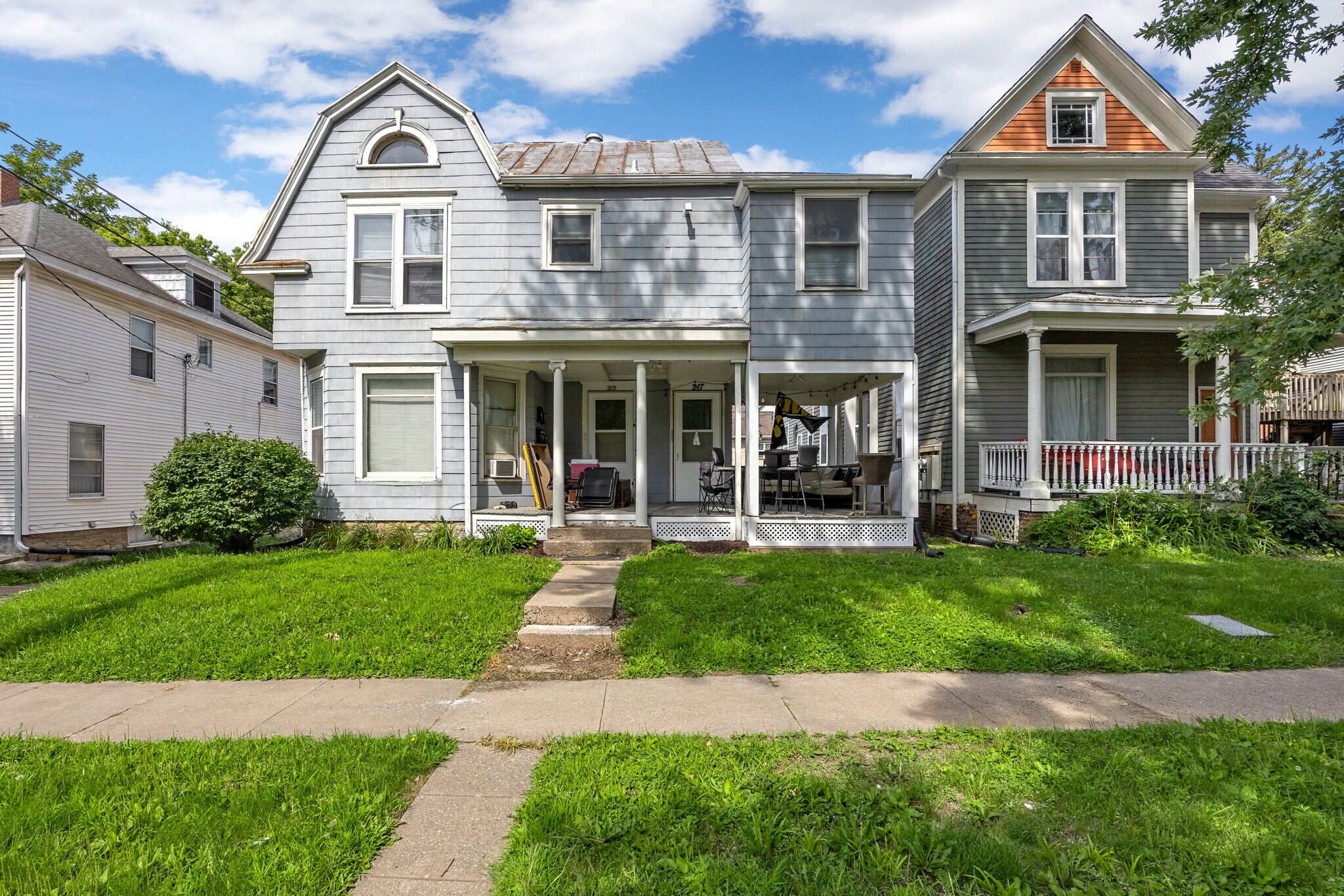 217 S Johnson St, Iowa City, IA à vendre Photo principale– Image 1 sur 7
