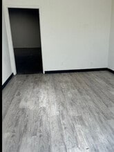 1100 S Cypress St, La Habra, CA à louer Photo intérieure– Image 1 sur 2