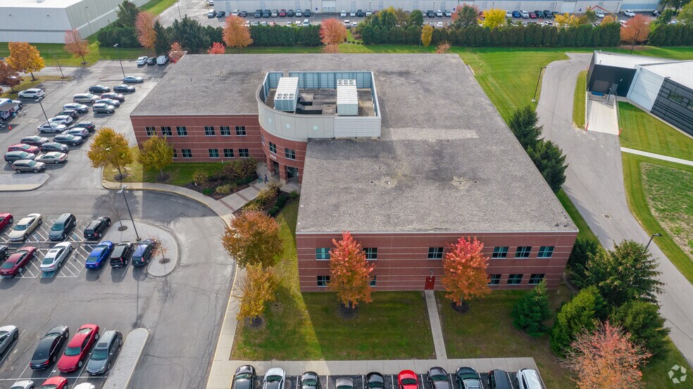 3433 Agler Rd, Columbus, OH à vendre - Photo de l’immeuble – Image 2 sur 17