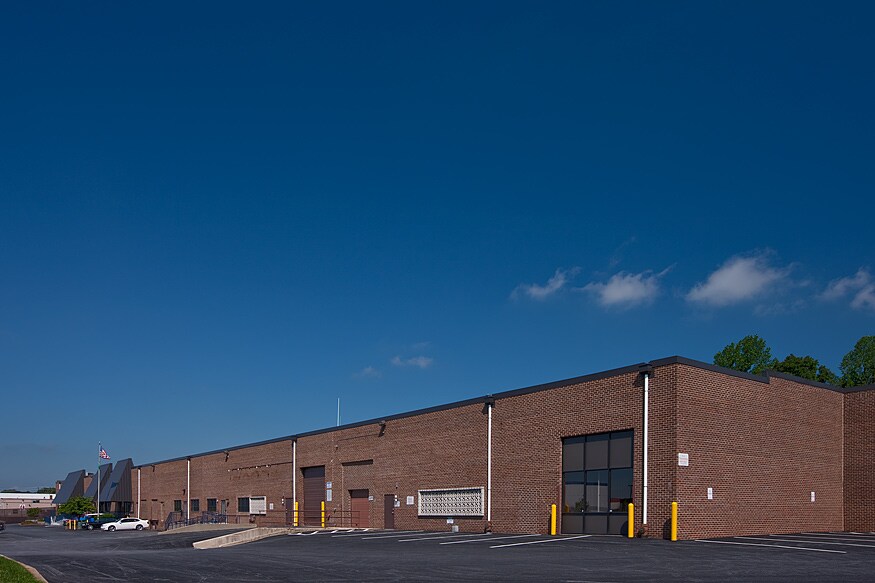 4700-4726 Hollins Ferry Rd, Halethorpe, MD à louer - Photo de l’immeuble – Image 2 sur 4