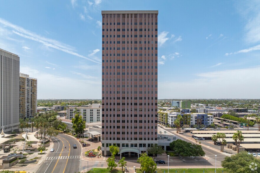 4000 N Central Ave, Phoenix, AZ à louer - Aérien – Image 2 sur 5