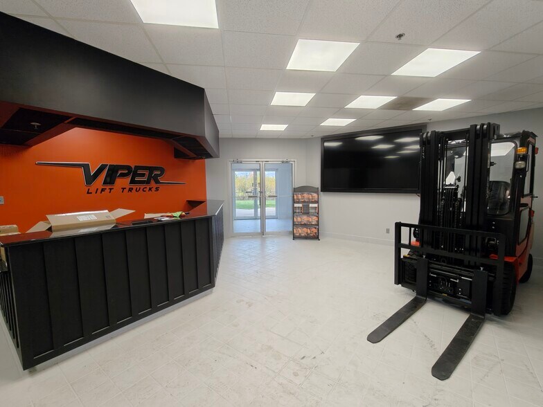 4610 Prime Pky, Mchenry, IL à louer - Photo de l’immeuble – Image 3 sur 10