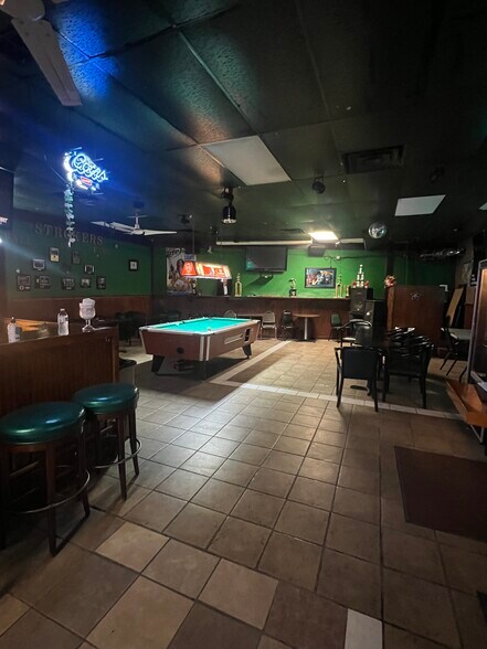 705 Roosevelt Ave, San Antonio, TX à vendre - Photo de l’immeuble – Image 3 sur 6