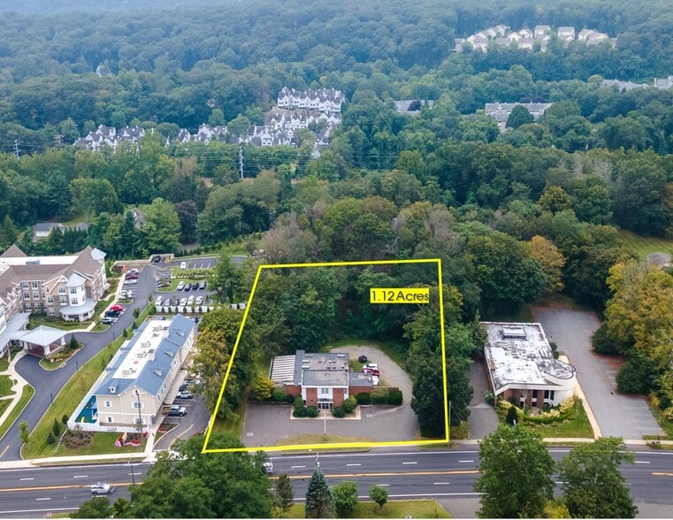 215 Danbury Rd, Wilton, CT à vendre - Photo principale – Image 1 sur 7