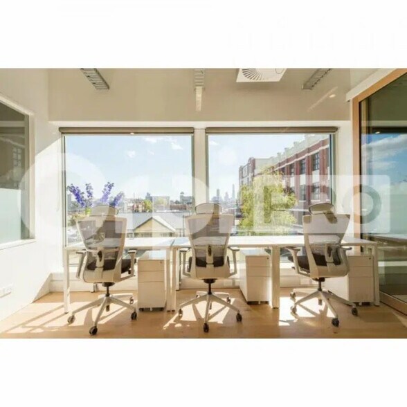 Bureau dans Paris à louer - Photo de l’immeuble – Image 2 sur 11