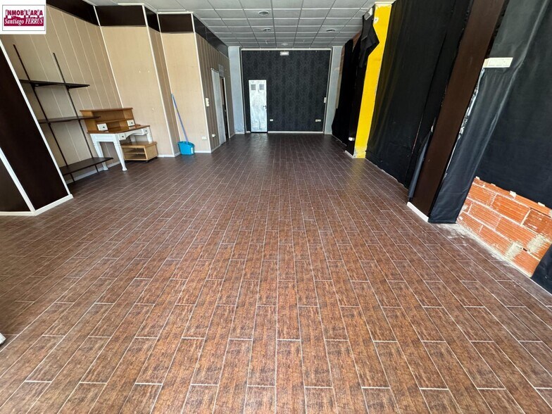 Local commercial dans València, Valencia à louer - Photo de l’immeuble – Image 3 sur 5