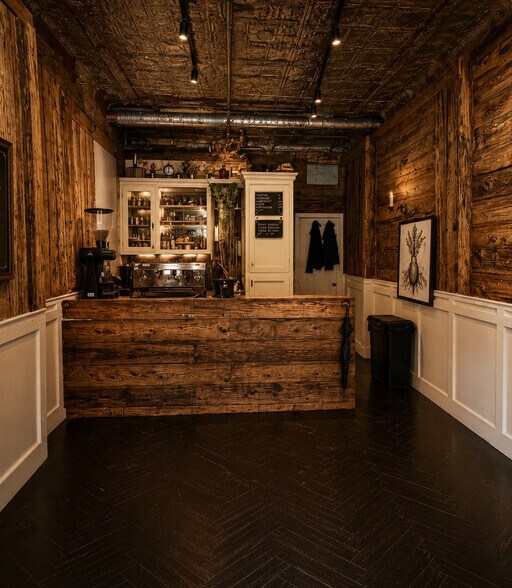 303-305 Broome St, New York, NY à louer - Photo de l’immeuble – Image 3 sur 6