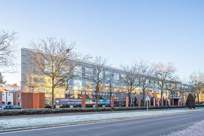 Plus de détails pour 1 Rue Georges Braque, Guyancourt - Bureau à louer