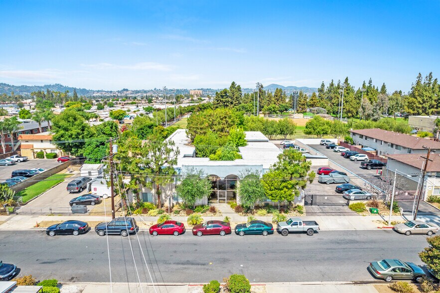 340 Orlando St, El Cajon, CA à vendre - Photo de l’immeuble – Image 2 sur 15