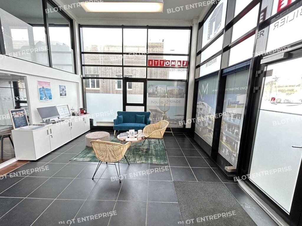 Bureau dans Brest à louer Hall d’entrée– Image 1 sur 8