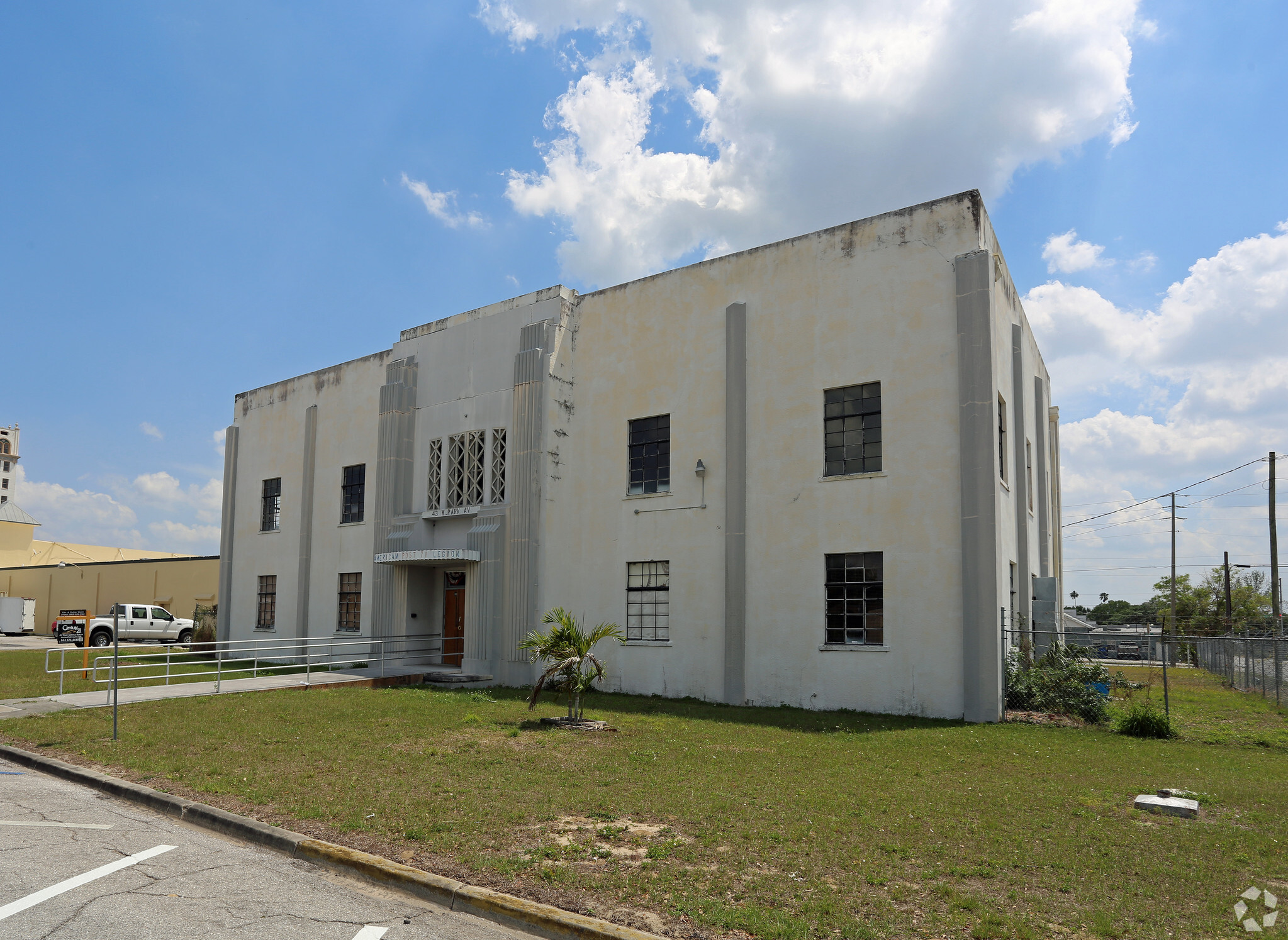 43 W Park Ave, Lake Wales, FL à vendre Photo principale– Image 1 sur 4
