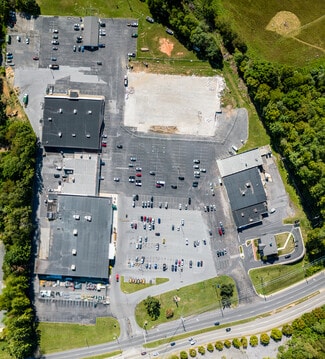 Plus de détails pour 744-766 N Lee Hwy, Lexington, VA - Local commercial à louer
