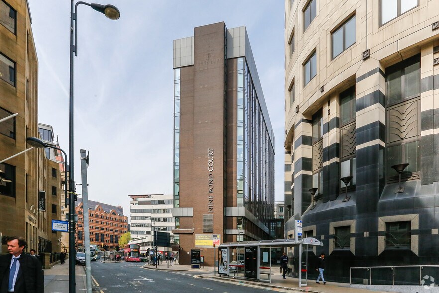 9 Bond Ct, Leeds à louer - Photo de l’immeuble – Image 1 sur 4