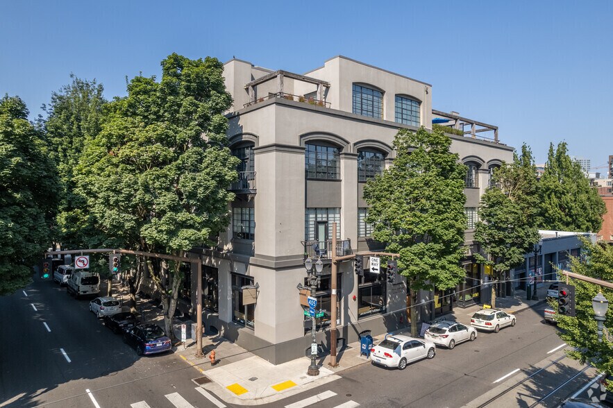 515 NW 10th Ave, Portland, OR à louer - Photo principale – Image 1 sur 5