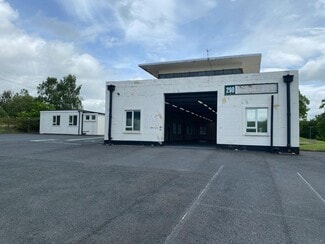 Plus de détails pour Oak Dr, Hartlebury - Industriel/Logistique à louer