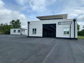 Plus de détails pour Oak Dr, Hartlebury - Industriel/Logistique à louer