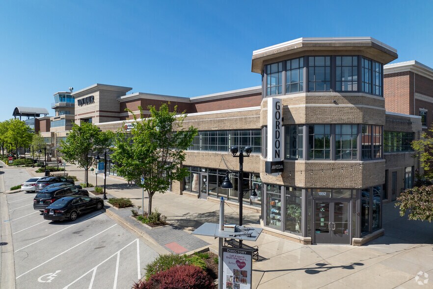 1800-2090 Tower Dr, Glenview, IL à vendre - Photo de l’immeuble – Image 3 sur 9