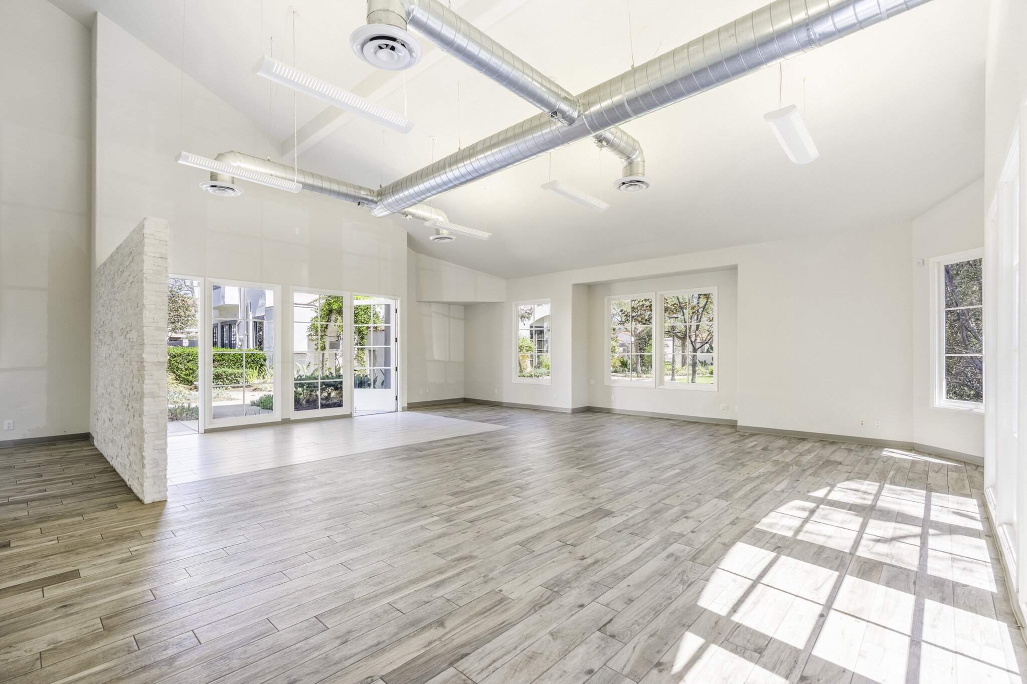 27442 Calle Arroyo, San Juan Capistrano, CA à louer Photo intérieure– Image 1 sur 11