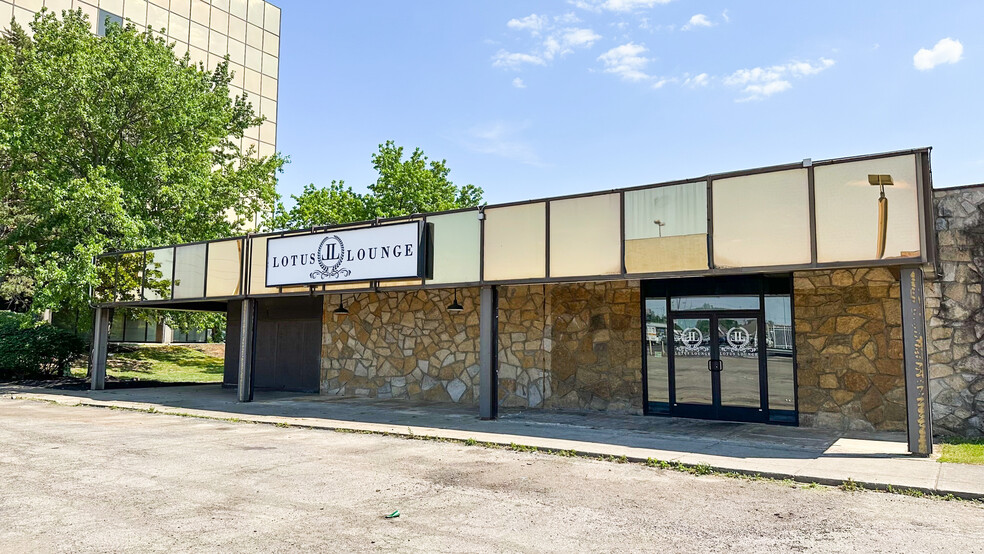 6042-6066 Channingway Blvd, Columbus, OH à louer - Photo de l’immeuble – Image 1 sur 14