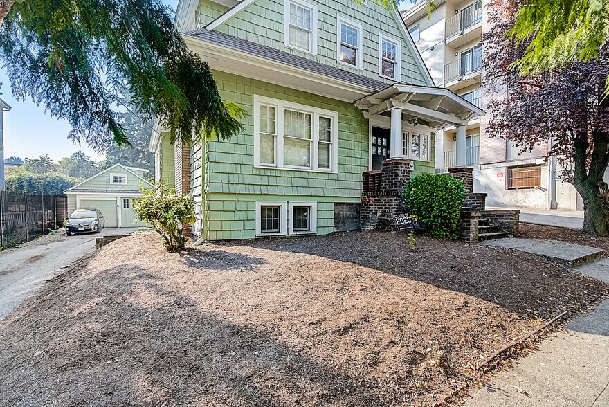 4247 7th Ave NE, Seattle, WA à vendre - Photo de l’immeuble – Image 2 sur 7