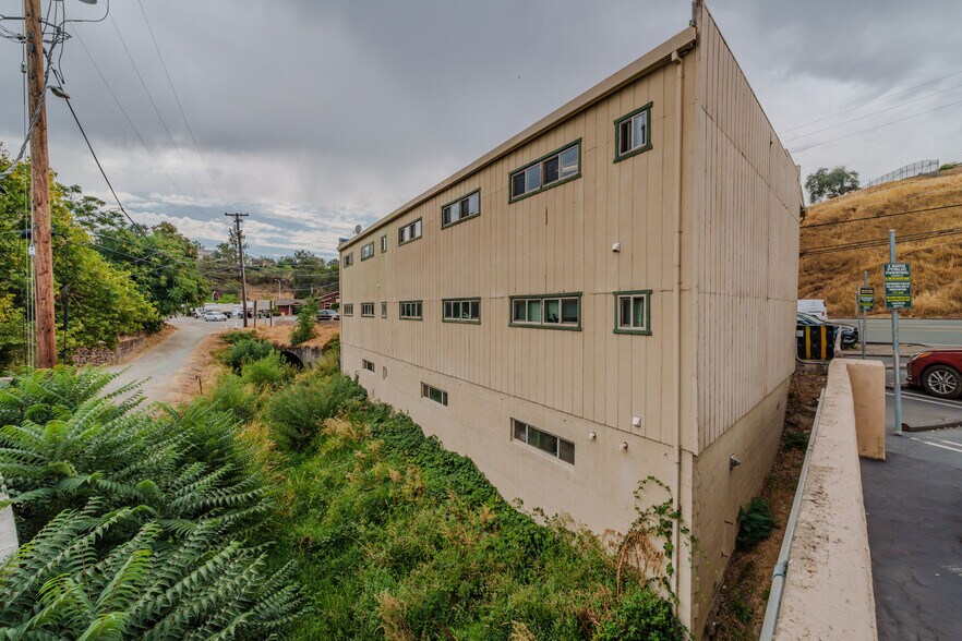 40 N State Highway 49-88, Jackson, CA à vendre - Photo de l’immeuble – Image 3 sur 15