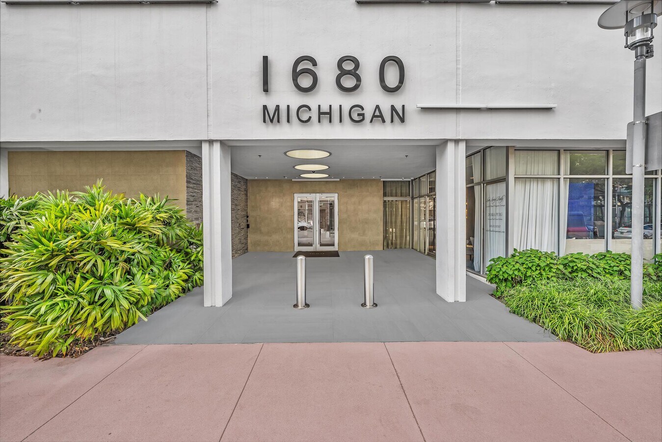 1680 Michigan Ave, Miami Beach, FL 33139 - Lot 736 A-B-C - - Photo intérieure - Image 1 of 39