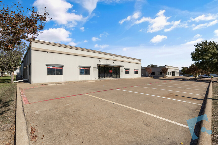 2870 Exchange Blvd, Southlake, TX à louer - Photo de l’immeuble – Image 3 sur 9