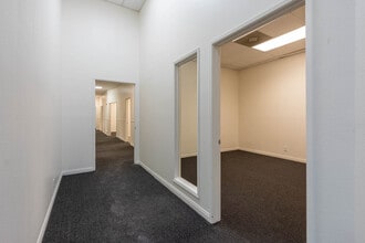 190 Sierra Ct, Palmdale, CA à louer Photo intérieure– Image 1 sur 2