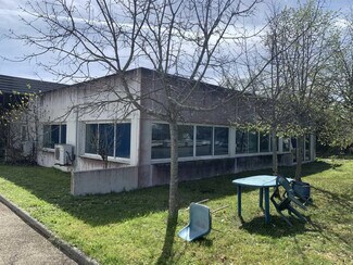 Plus de détails pour 2 Bis Rue Cantelaudette, Lormont - Bureau, Local d'activités à louer