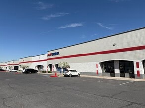 500-600 N Bullard Ave, Goodyear, AZ à louer Photo intérieure– Image 2 sur 4