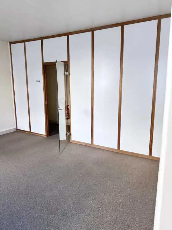 Bureau dans Paris à louer Photo intérieure– Image 1 sur 3