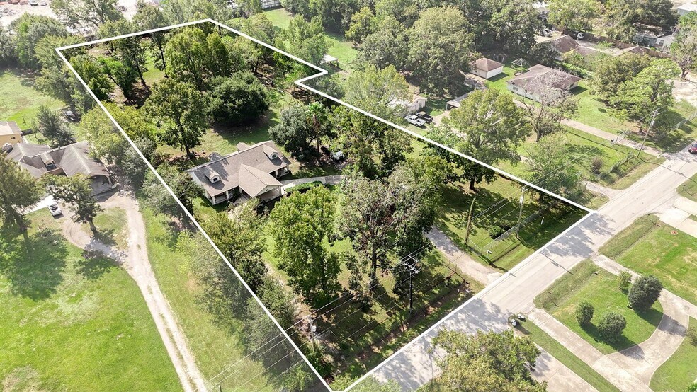 236 McFarland Rd, Houston, TX à vendre - Photo de l’immeuble – Image 3 sur 4