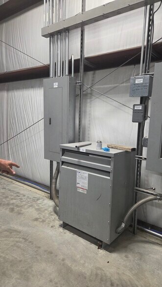 15 Cooperative Way, Wright City, MO à louer - Photo de l’immeuble – Image 2 sur 9