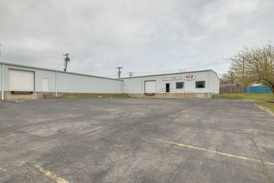 4429 NW 10th St, Oklahoma City, OK à vendre - Photo de l’immeuble – Image 3 sur 39