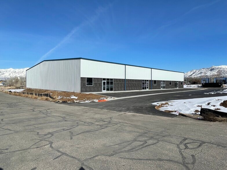 1224 W 3300 S, Ogden, UT à louer - Photo de l’immeuble – Image 2 sur 3