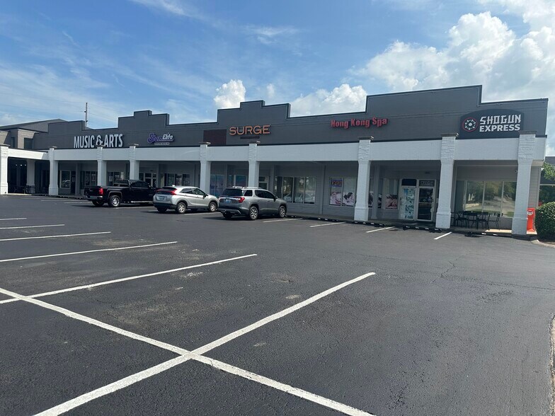 830 Fairview Ave, Bowling Green, KY à louer - Photo de l’immeuble – Image 2 sur 2