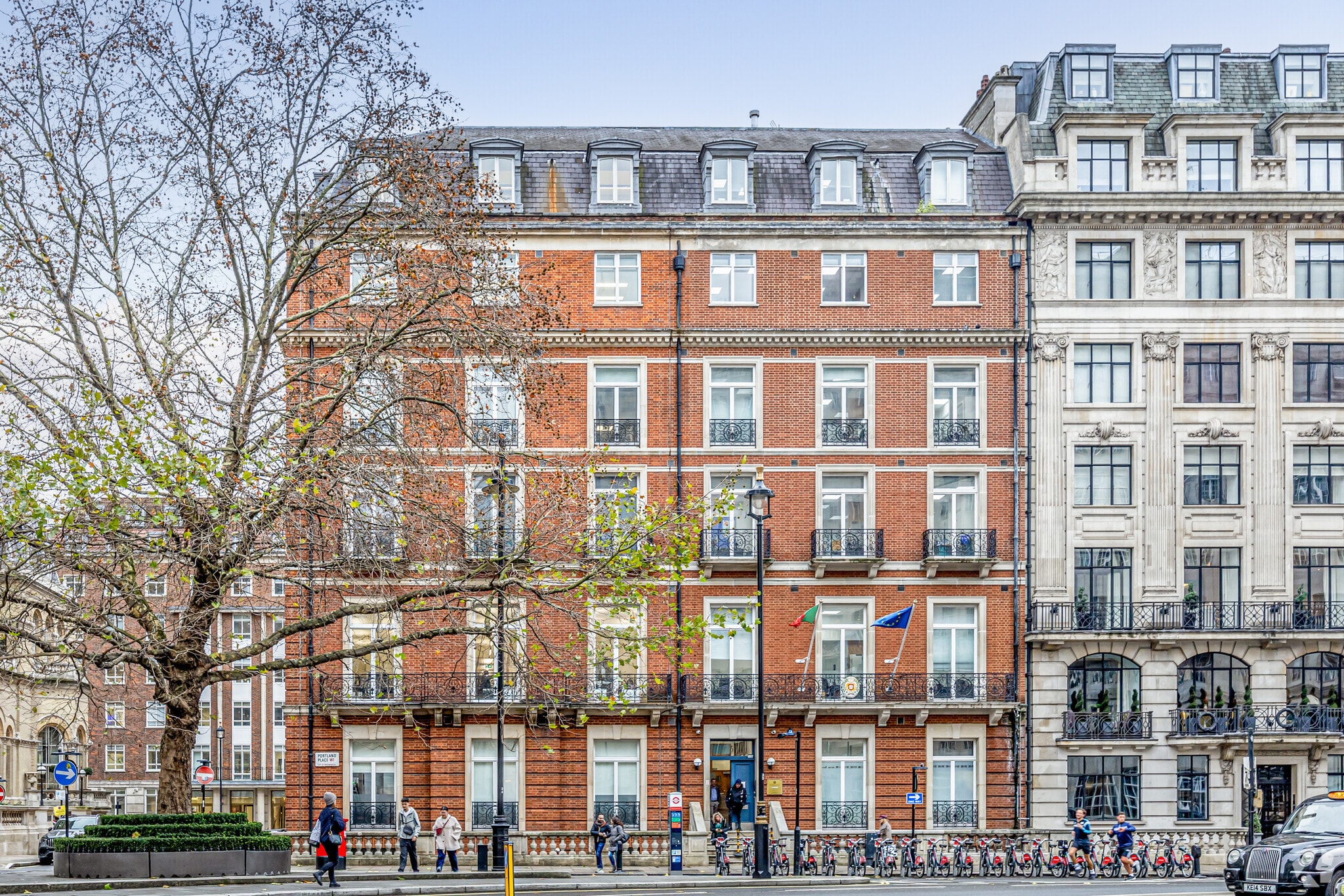 1-3 Portland Pl, Londres à louer Photo principale– Image 1 sur 5