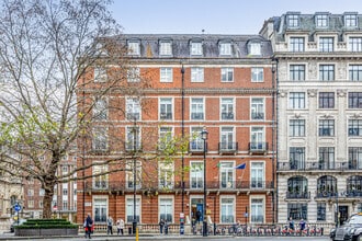 1-3 Portland Pl, Londres à louer Photo principale– Image 1 sur 5