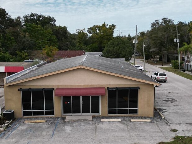 1471 Clearwater Largo Rd N, Largo, FL à vendre - Photo de l’immeuble – Image 2 sur 8