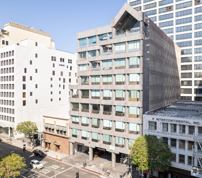 631 S Olive St, Los Angeles, CA à louer - Photo de l’immeuble – Image 1 sur 5