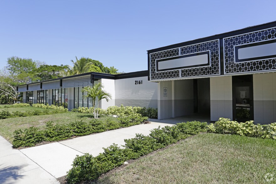 2161 Mcgregor Blvd, Fort Myers, FL à louer - Photo de l’immeuble – Image 2 sur 28