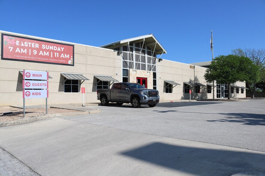 8531 W Loop 1604 N, San Antonio, TX à vendre - Photo de l’immeuble – Image 3 sur 18