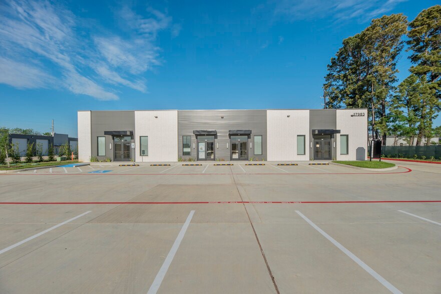 17985 Shaw Rd, Cypress, TX à vendre - Photo de l’immeuble – Image 1 sur 7