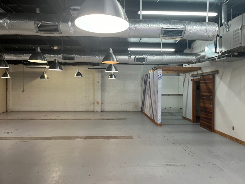 7301 N Classen Blvd, Oklahoma City, OK à vendre - Photo intérieure – Image 3 sur 6