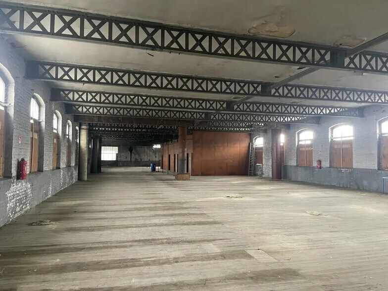 Industriel/Logistique dans Tourcoing à vendre - Photo de l’immeuble – Image 1 sur 12
